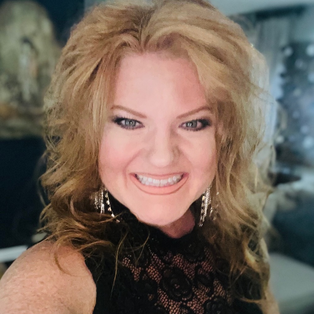 Meet your Posher, Jenifer